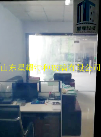 光电玻璃通电状态